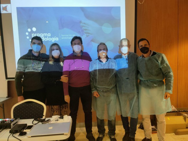 CURSO DE DISECCIN ANATMICA Y CLNICA DE LA PIERNA, TOBILLO Y PIE